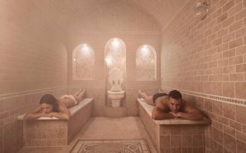 Les Bienfaits et Particularités du Sauna et du Hammam : Guide Complet